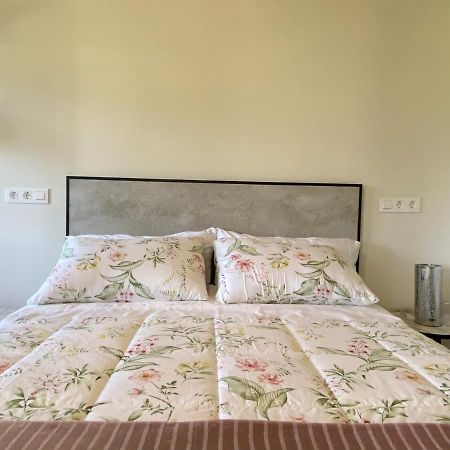 Apartamentos Turisticos Villacordido Villaframil Ribadeo Luaran gambar